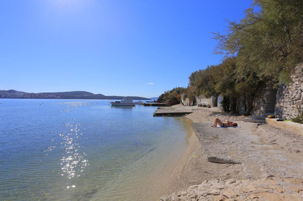 Apartments By The Sea Seget Donji, Trogir - 18648 Exterior photo