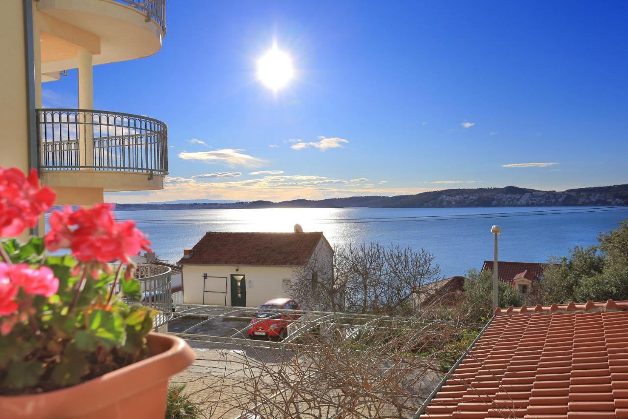 Apartments By The Sea Seget Donji, Trogir - 18648 Exterior photo